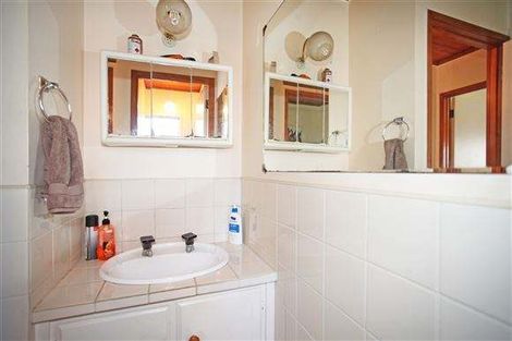 Photo of property in 6 Gloaming Place, Conifer Grove, Takanini, 2112