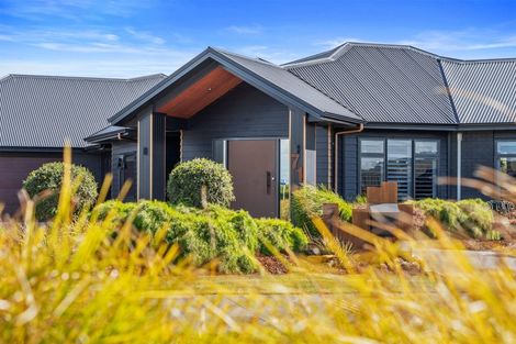 Photo of property in 71 Alan Livingston Drive, Cambridge, 3434