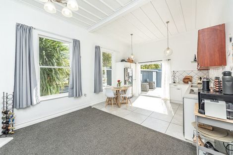 Photo of property in 30 Argyle Street, Whanganui, 4500