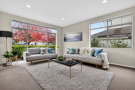 Photo of property in 28 Pickaberry Avenue, Karaka, Papakura, 2113