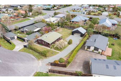 Photo of property in 6 Rimu Place, Oxford, 7430
