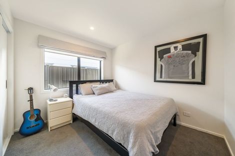 Photo of property in 3 Thornbury Lane, Timberlea, Upper Hutt, 5018