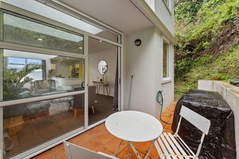 Photo of property in Fernhill Flats, 5/324 The Terrace, Te Aro, Wellington, 6011
