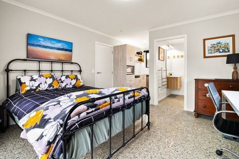 Photo of property in 9 Goddard Way, Sawyers Bay, Port Chalmers, 9023