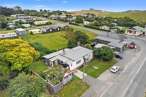 Photo of property in 8 Kakanui Road, Kakanui, Oamaru, 9495