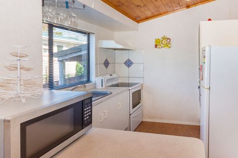 Photo of property in 2/16 Boundary Road, Opaheke, Papakura, 2113