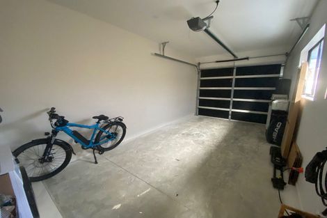 Photo of property in 30a Goodfellow Lane, Flat Bush, Auckland, 2019