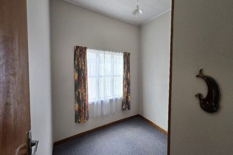 Photo of property in 67 View Road, Henderson, Auckland, 0612