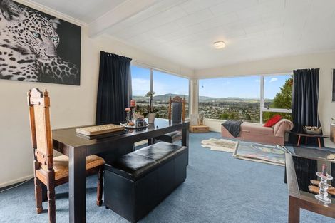 Photo of property in 29 Russell Crescent, Western Heights, Rotorua, 3015