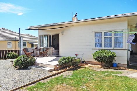 Photo of property in 10 Mclean Street, Oamaru North, Oamaru, 9400