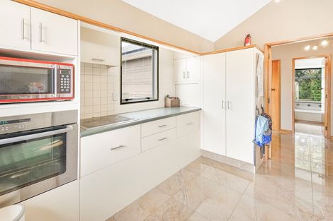 Photo of property in 22 Chedworth Avenue, Chedworth, Hamilton, 3210