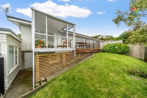 Photo of property in 4/30 London Road, Korokoro, Lower Hutt, 5012