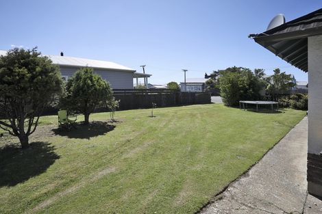 Photo of property in 25 Burrows Street, Bluff, 9814