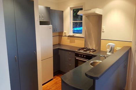 Photo of property in 77 Maungaraki Road, Korokoro, Lower Hutt, 5012