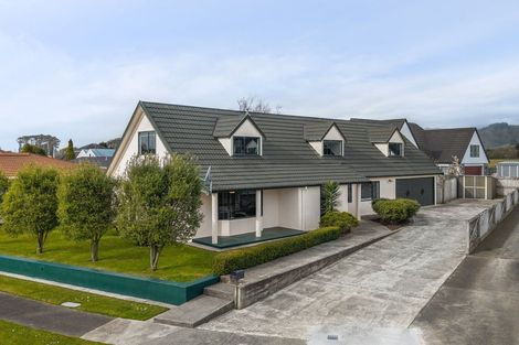 Photo of property in 9 Wright Grove, Levin, 5510