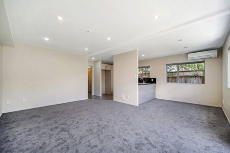 Photo of property in 22/45a Swanson Road, Henderson, Auckland, 0610