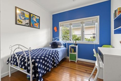 Photo of property in 34 Hastings Parade, Devonport, Auckland, 0624