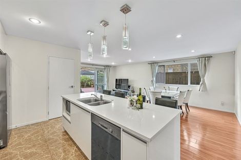 Photo of property in 388 Ormiston Road, Flat Bush, Auckland, 2019