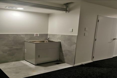 Photo of property in 1/9 Donovan Avenue, Massey, Auckland, 0614