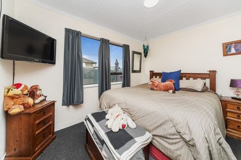 Photo of property in 18 Wye Street, Rongotea, 4476