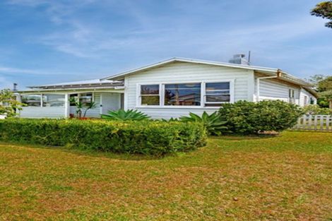 Photo of property in 11 Wellington Street, Te Hapara, Gisborne, 4010