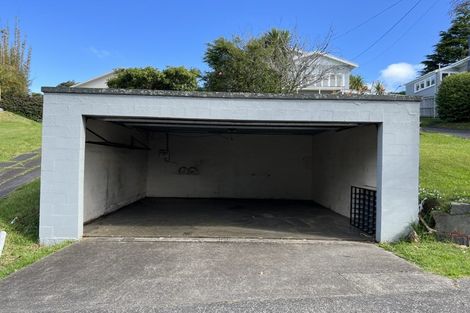 Photo of property in 5 Zion Road, Birkenhead, Auckland, 0626