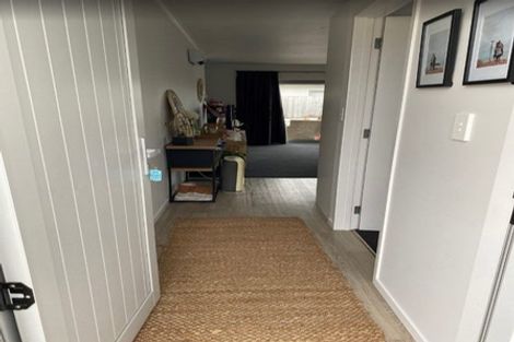 Photo of property in 2 Clematis Avenue, Pukete, Hamilton, 3200