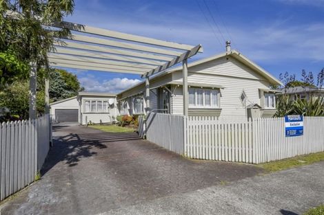 Photo of property in 8 Dittmer Street, Otaki, 5512