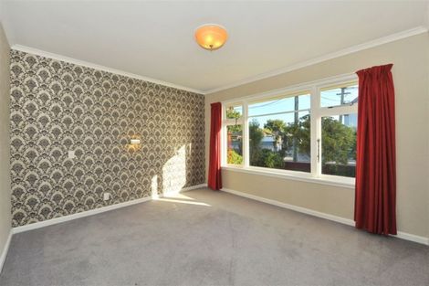 Photo of property in 6 Kinnaird Place, Hillmorton, Christchurch, 8025