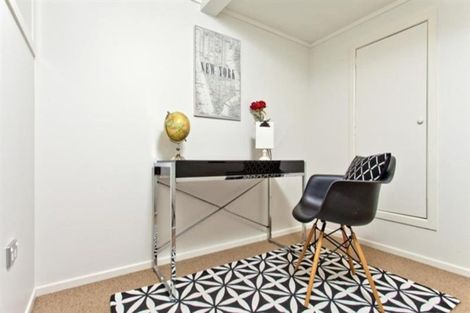 Photo of property in 1/93 Target Road, Totara Vale, Auckland, 0629