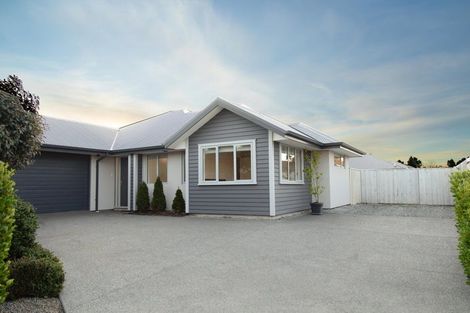 Photo of property in 29 Riverview Road, Rangiora, 7400