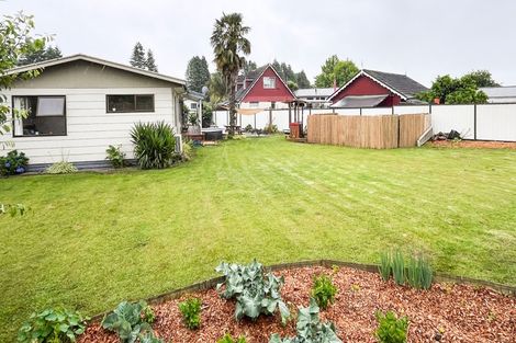 Photo of property in 10 Kanuka Place, Edgecumbe, 3120