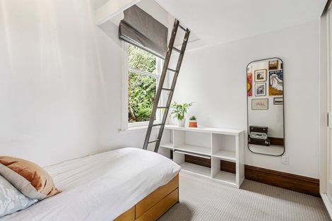 Photo of property in 58 Totara Road, Miramar, Wellington, 6022