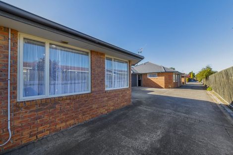 Photo of property in 17d Division Street, Riccarton, Christchurch, 8041