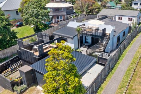 Photo of property in 728 Papamoa Beach Road, Papamoa Beach, Papamoa, 3118