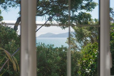 Photo of property in 1 Rosetta Road, Raumati South, Paraparaumu, 5032