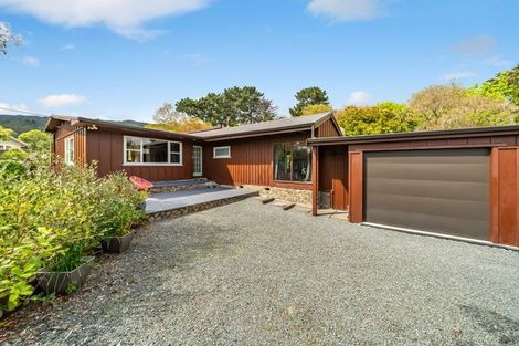 Photo of property in 5 Paton Street, Maymorn, Upper Hutt, 5018