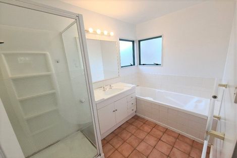 Photo of property in 540 Don Buck Road, Westgate, Auckland, 0614