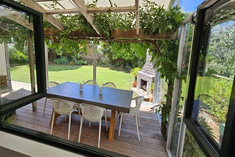 Photo of property in 103 Pacific Parade, Matarangi, Whitianga, 3592