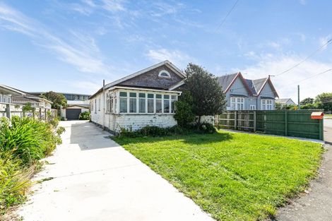 Photo of property in 145 Rongotai Road, Kilbirnie, Wellington, 6022