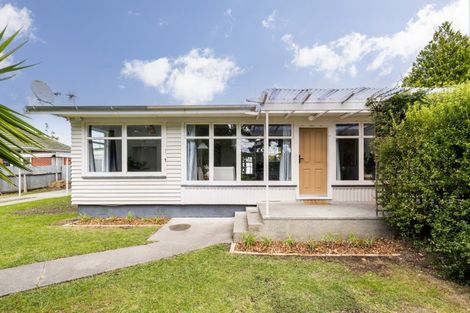 Photo of property in 2/201 Kenilworth Road, Mayfair, Hastings, 4122