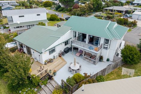 Photo of property in 1 Tamarisk Drive, Riversdale Beach, Masterton, 5872