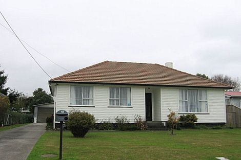 Photo of property in 17 Duff Crescent, Highbury, Palmerston North, 4412