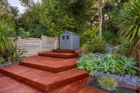 Photo of property in 86 Crestview Place, Browns Bay, Auckland, 0630