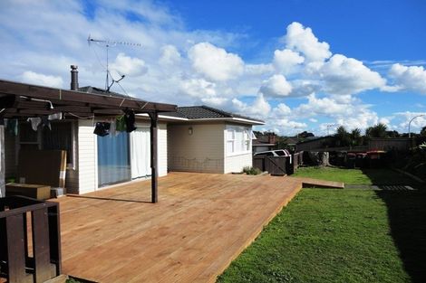 Photo of property in 27 Mcquarrie Avenue, Wattle Downs, Auckland, 2103