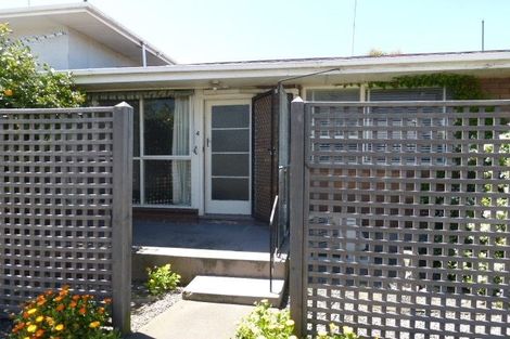 Photo of property in 4/327 Gloucester Street, Christchurch Central, Christchurch, 8011