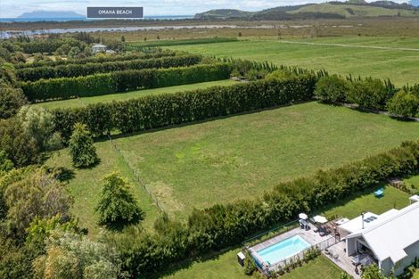 Photo of property in 147a Jones Road, Tawharanui Peninsula, Warkworth, 0986