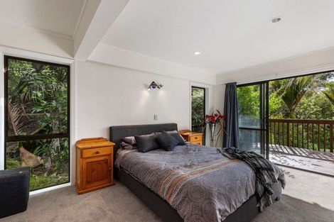 Photo of property in 34 Kauri Point Road, Laingholm, Auckland, 0604