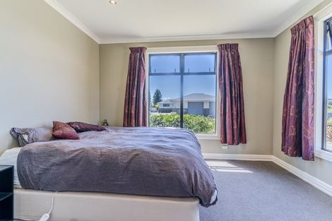 Photo of property in 44 Rhoboro Road, Twizel, 7901