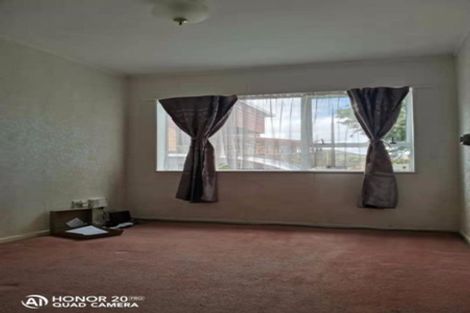 Photo of property in 2/30 Centorian Drive, Windsor Park, Auckland, 0632